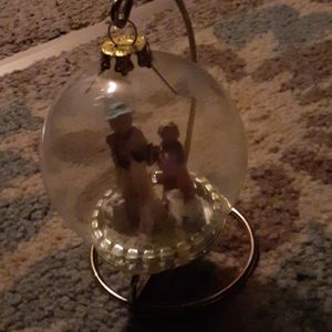 House of Lloyd christmas around the world 1995